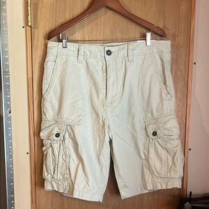 Men's Tan Cargo Shorts